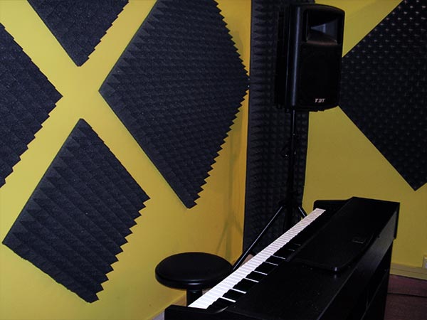 Sala prove Gialla